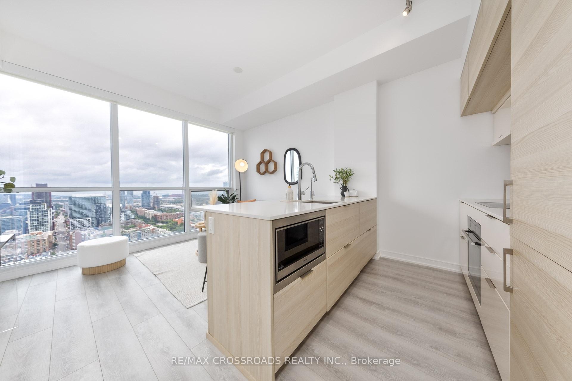 Photo 7 of Unit 3405, 88 Scott Street, Toronto, Church-Yonge Corridor — HOMEH
