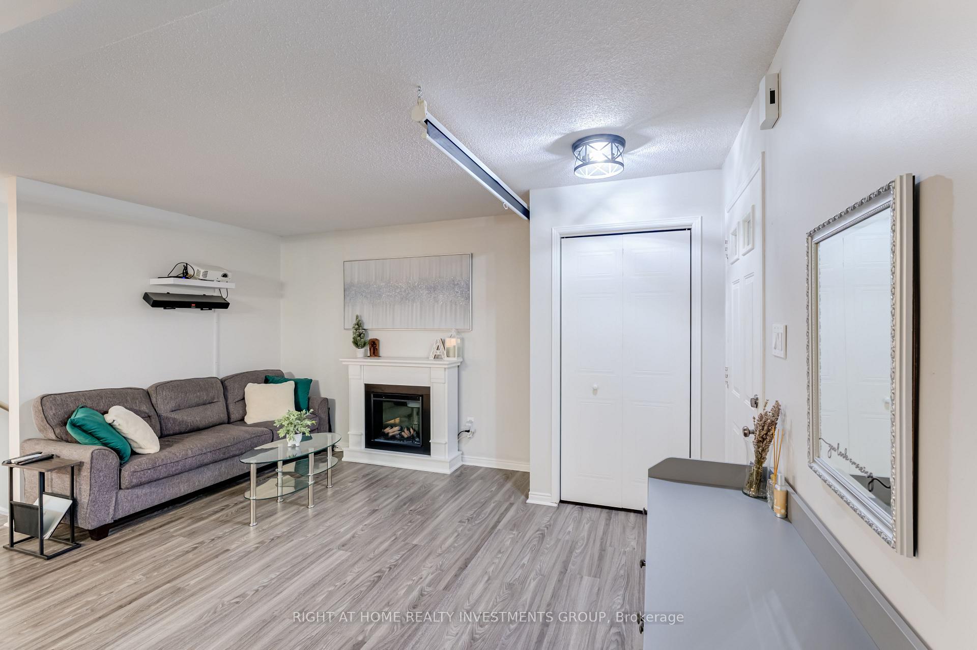 Photo 8 of Unit 112, 456 Janefield Avenue, Guelph, Dovercliffe Park/Old University — HOMEH
