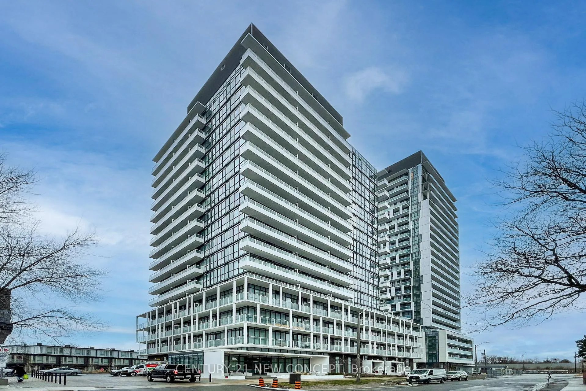 Photo 1 of Unit 3305, 99 Broadway Avenue, Toronto, Mount Pleasant West — HOMEH