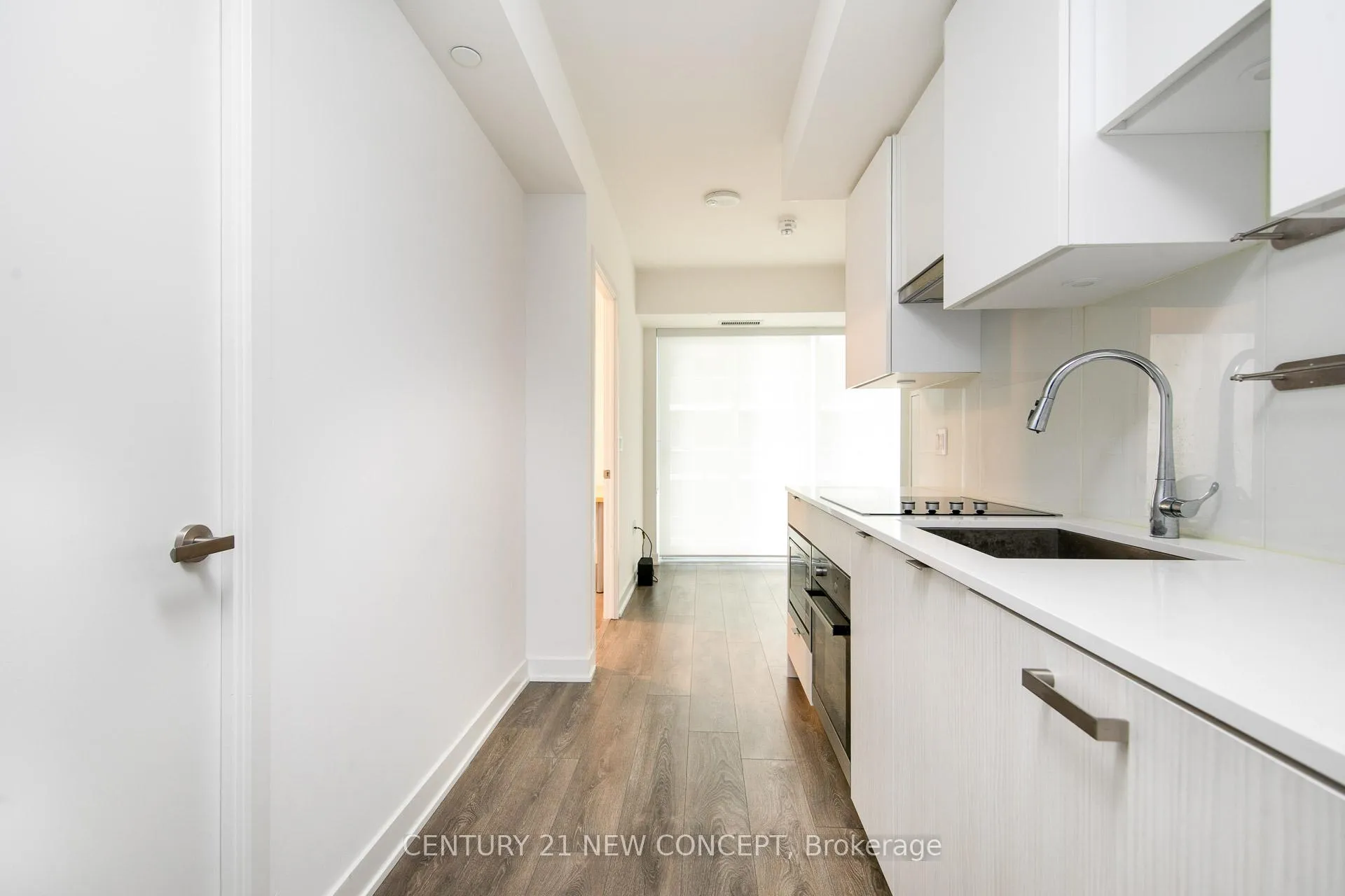 Photo 6 of Unit 3305, 99 Broadway Avenue, Toronto, Mount Pleasant West — HOMEH