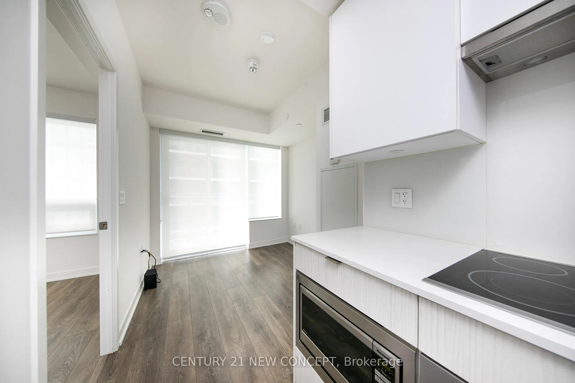 Photo 9 of Unit 3305, 99 Broadway Avenue, Toronto, Mount Pleasant West — HOMEH