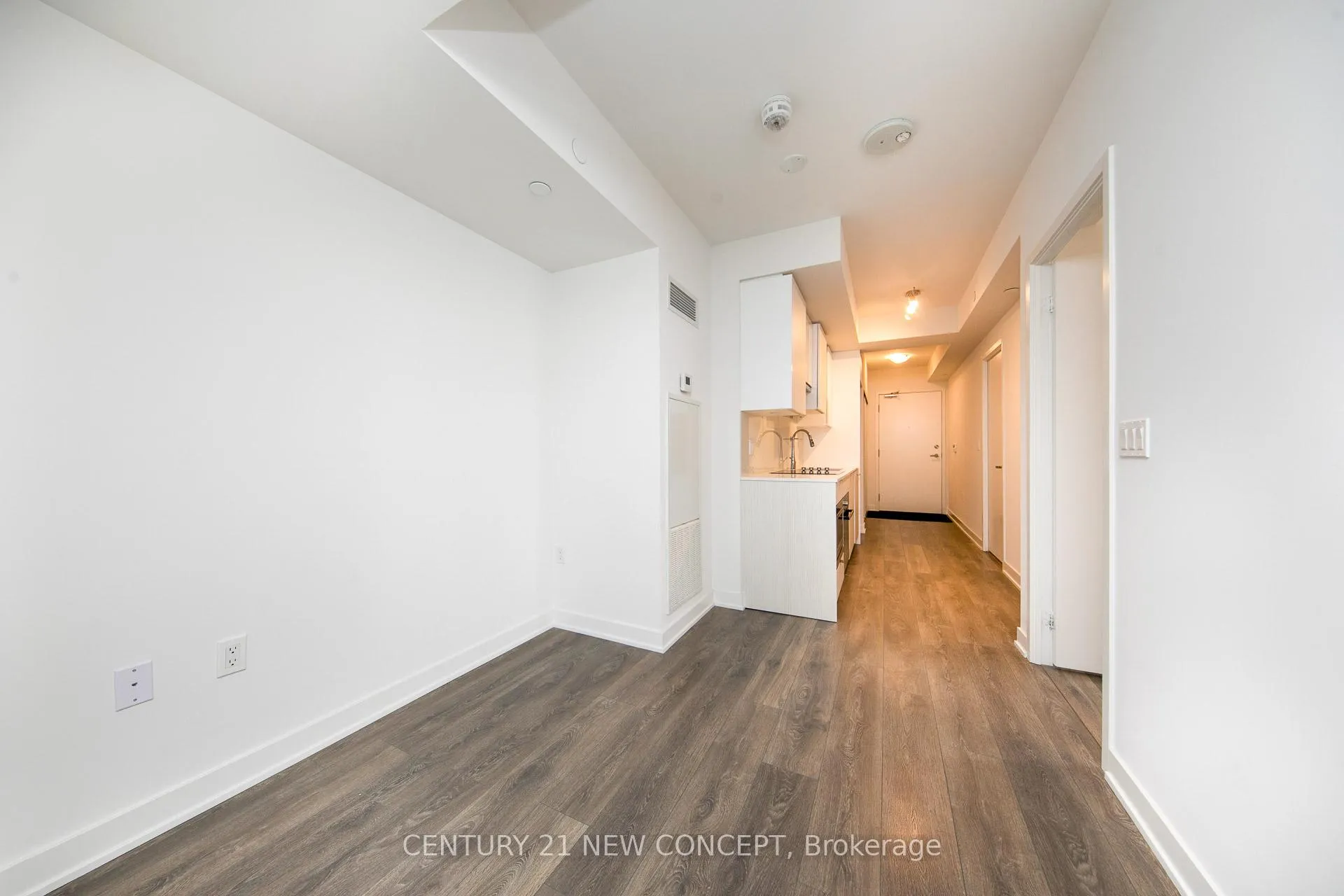 Photo 11 of Unit 3305, 99 Broadway Avenue, Toronto, Mount Pleasant West — HOMEH