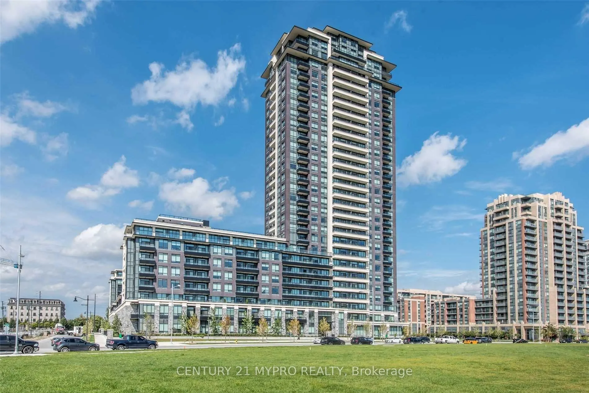Front of Unit 917, 15 Water Walk Drive