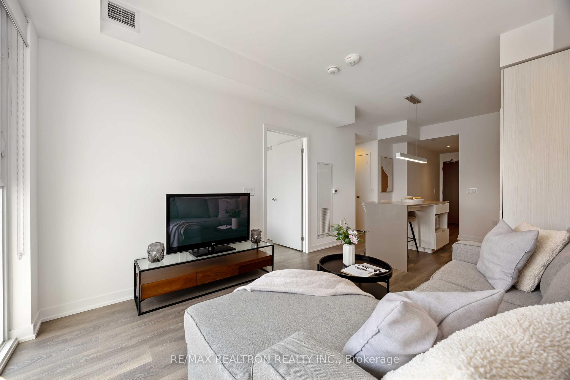 Photo 11 of Unit 720, 20 Richardson Street, Toronto, Waterfront Communities — HOMEH