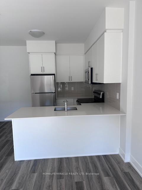 Photo 7 of Unit 110, 1100 Lackner Place, Kitchener — HOMEH