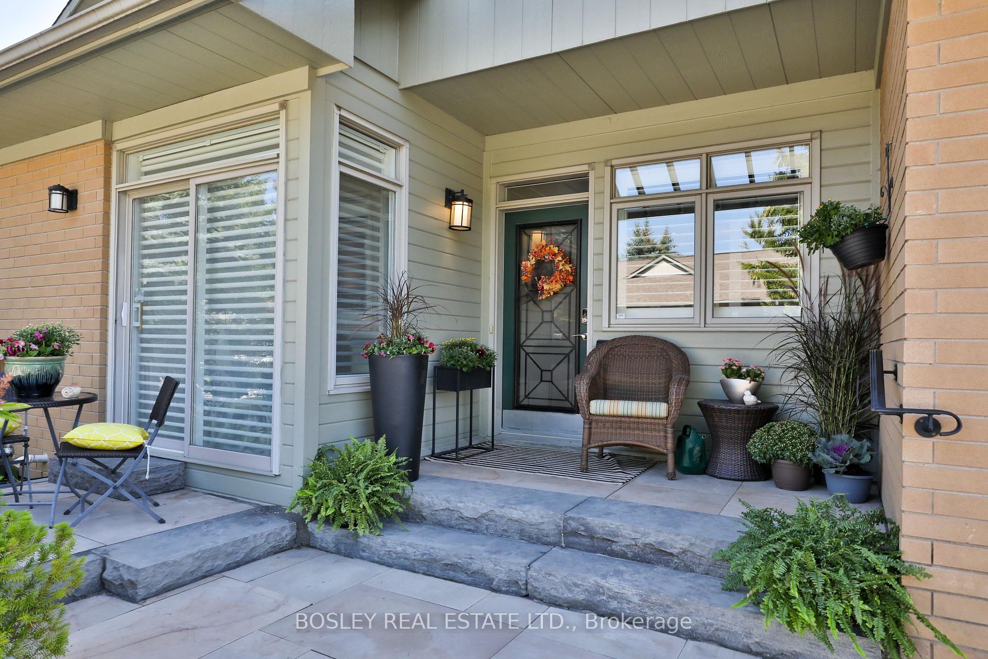 Photo 4 of 34 Johnson Links Way, Markham, Greensborough — HOMEH
