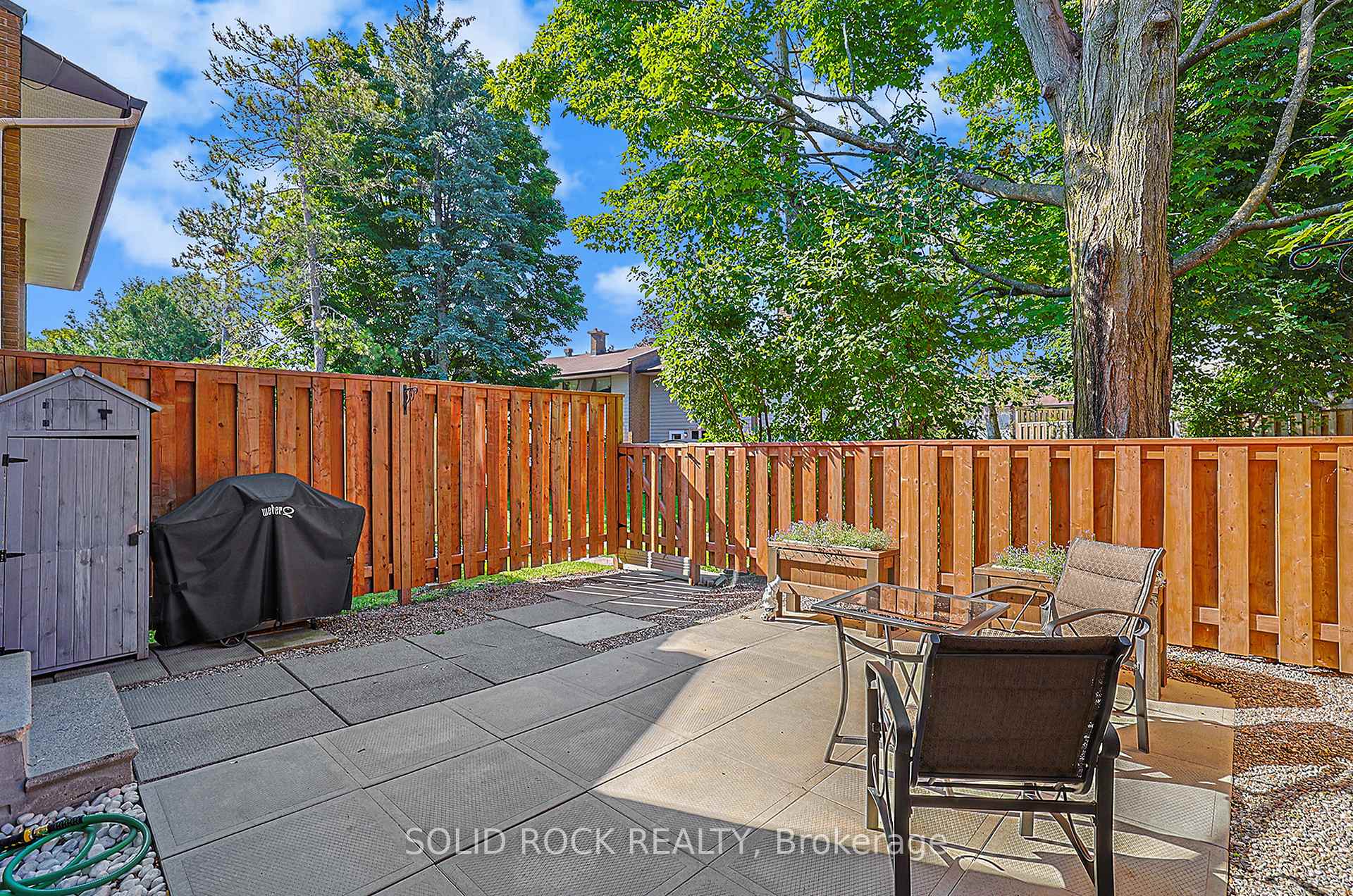 Photo 3 of 13 Carmichael Court, Ottawa, Kanata - Beaverbrook — HOMEH