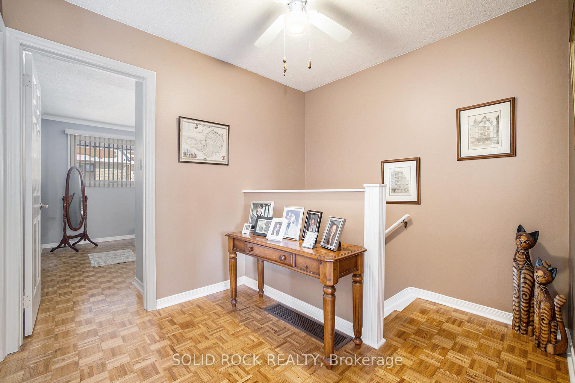 Photo 17 of 13 Carmichael Court, Ottawa, Kanata - Beaverbrook — HOMEH