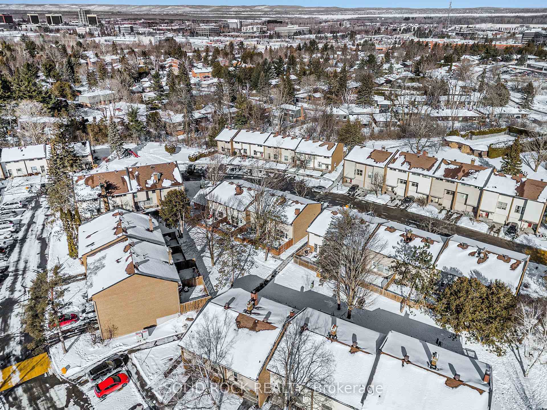 Photo 35 of 13 Carmichael Court, Ottawa, Kanata - Beaverbrook — HOMEH