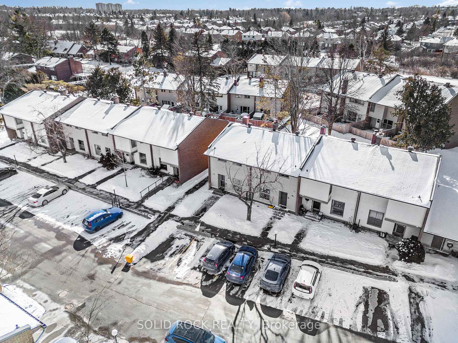 Photo 37 of 13 Carmichael Court, Ottawa, Kanata - Beaverbrook — HOMEH