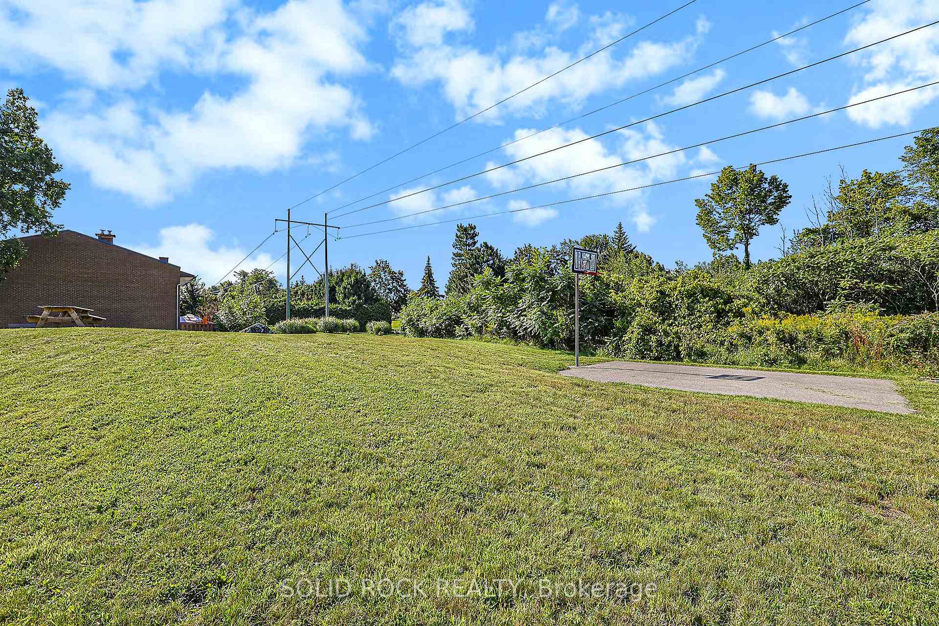 Photo 41 of 13 Carmichael Court, Ottawa, Kanata - Beaverbrook — HOMEH