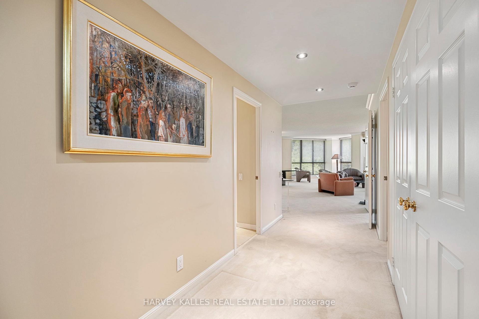 Photo 9 of Unit 702, 2900 Yonge Street, Toronto, Lawrence Park South — HOMEH