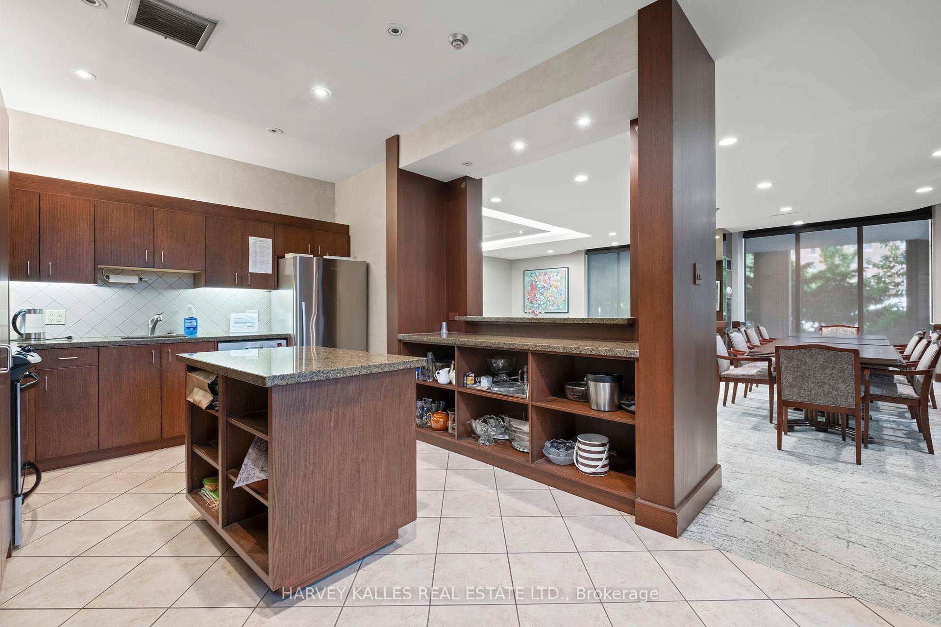Photo 37 of Unit 702, 2900 Yonge Street, Toronto, Lawrence Park South — HOMEH