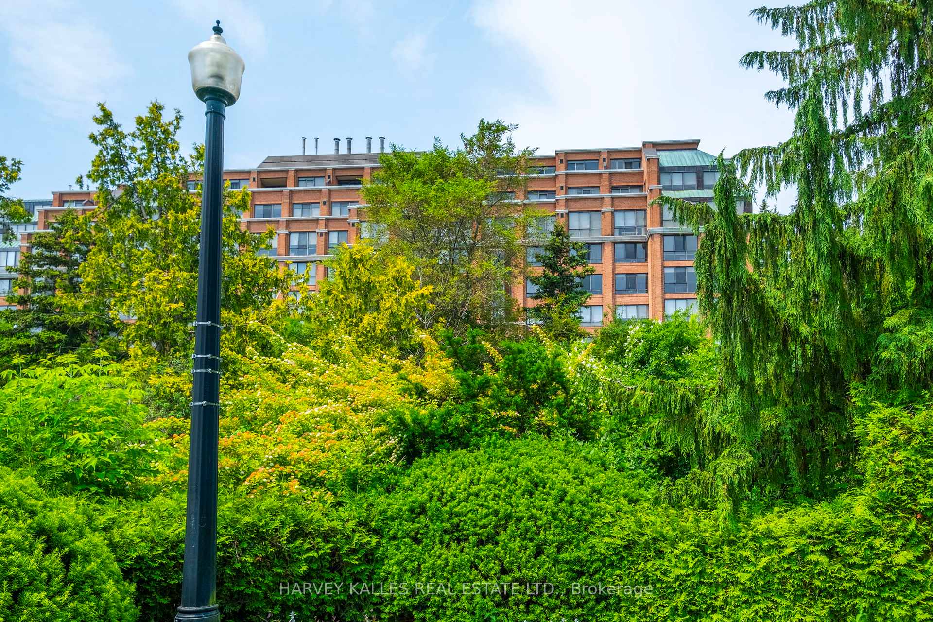 Photo 42 of Unit 702, 2900 Yonge Street, Toronto, Lawrence Park South — HOMEH