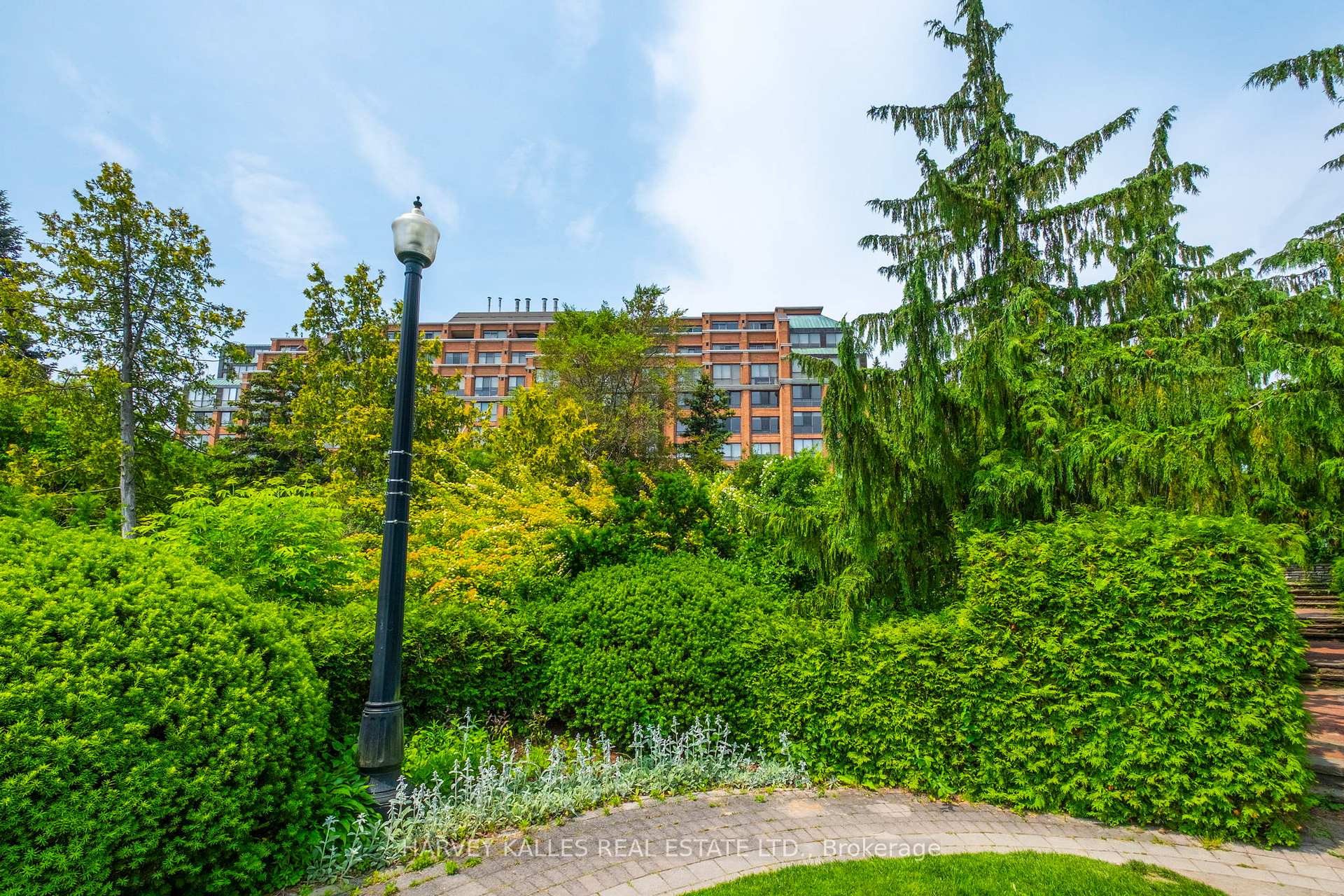 Photo 43 of Unit 702, 2900 Yonge Street, Toronto, Lawrence Park South — HOMEH