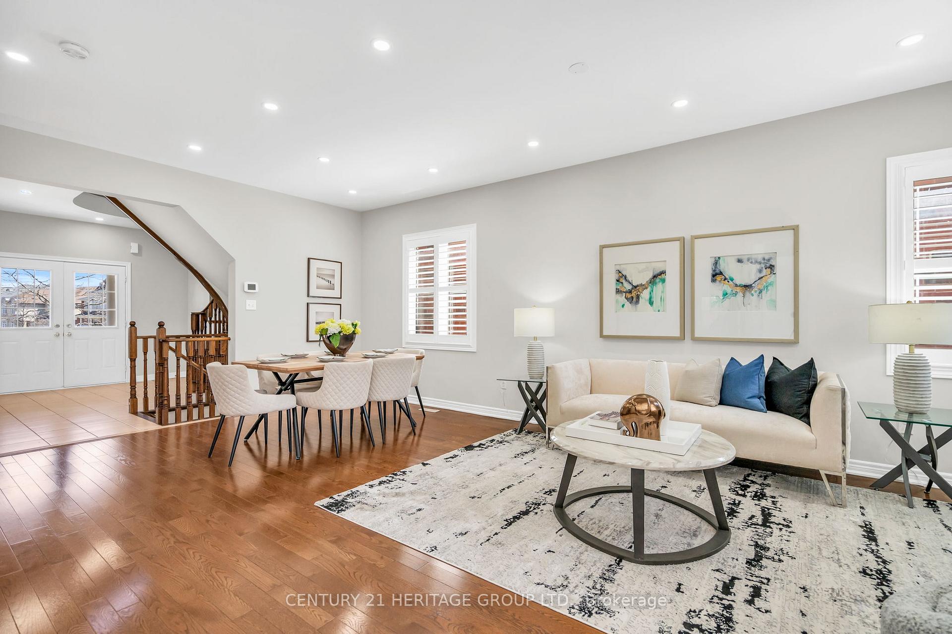 Photo 9 of 406 Mavrinac Boulevard, Aurora, Bayview Northeast — HOMEH