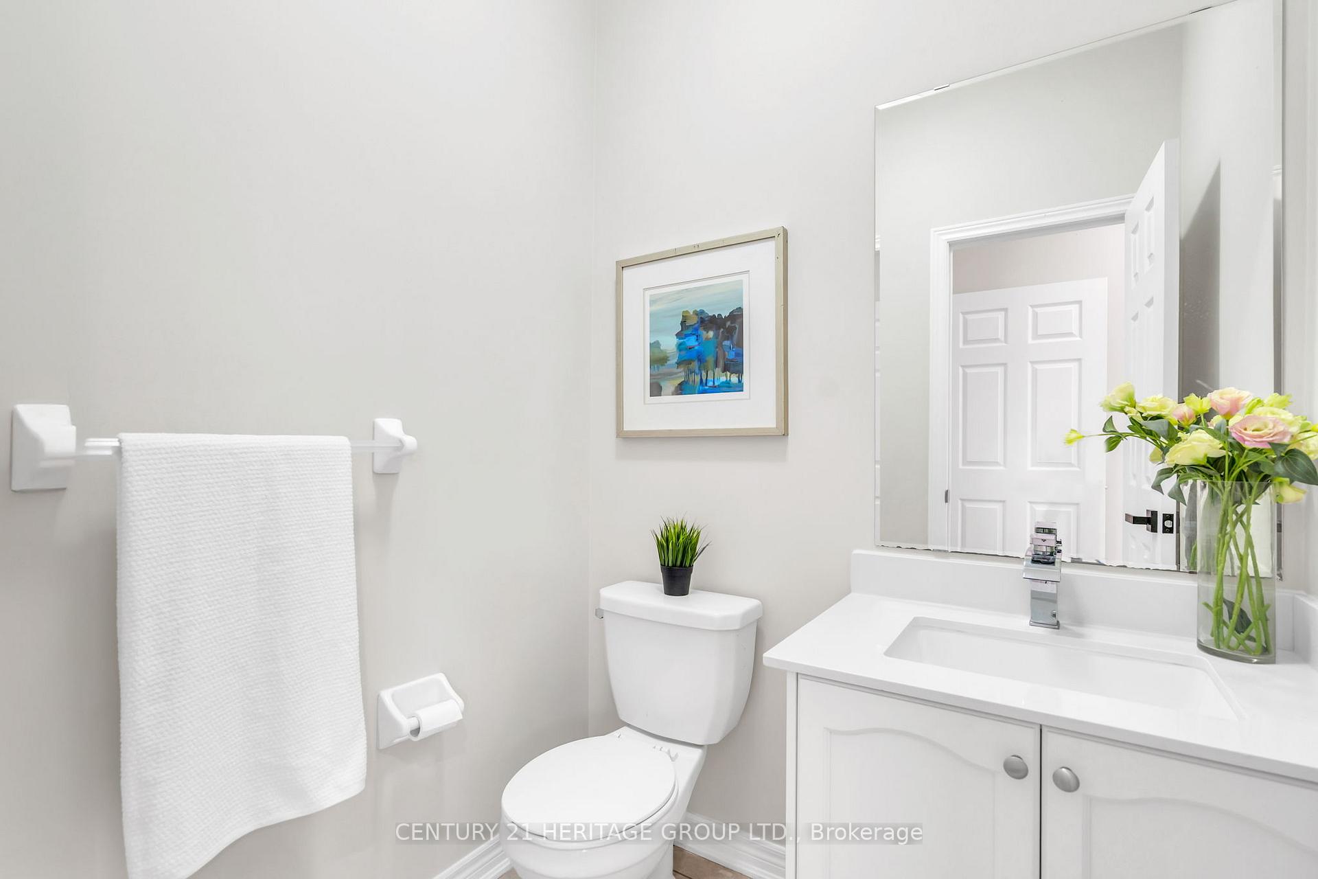 Photo 15 of 406 Mavrinac Boulevard, Aurora, Bayview Northeast — HOMEH