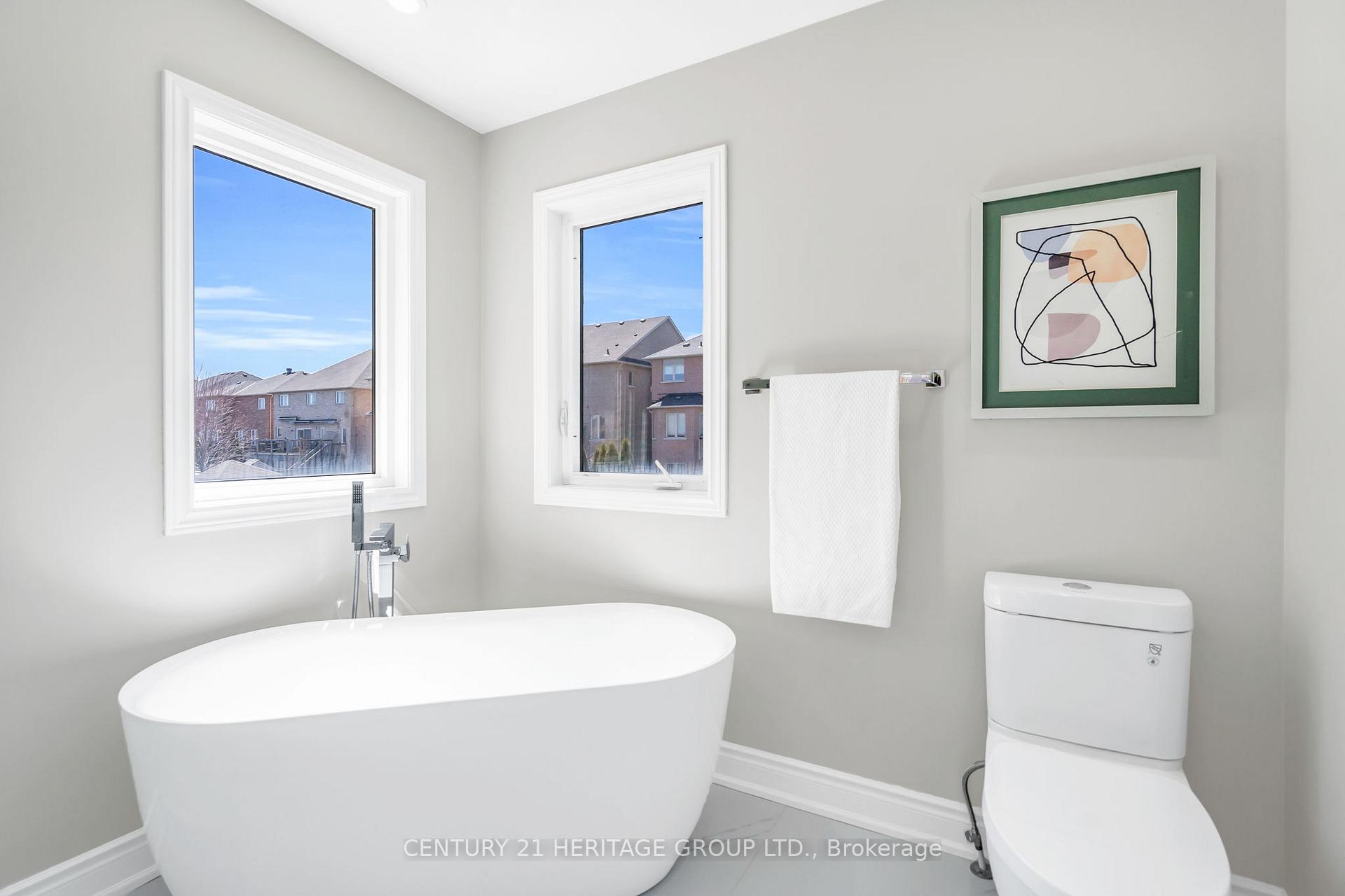Photo 22 of 406 Mavrinac Boulevard, Aurora, Bayview Northeast — HOMEH