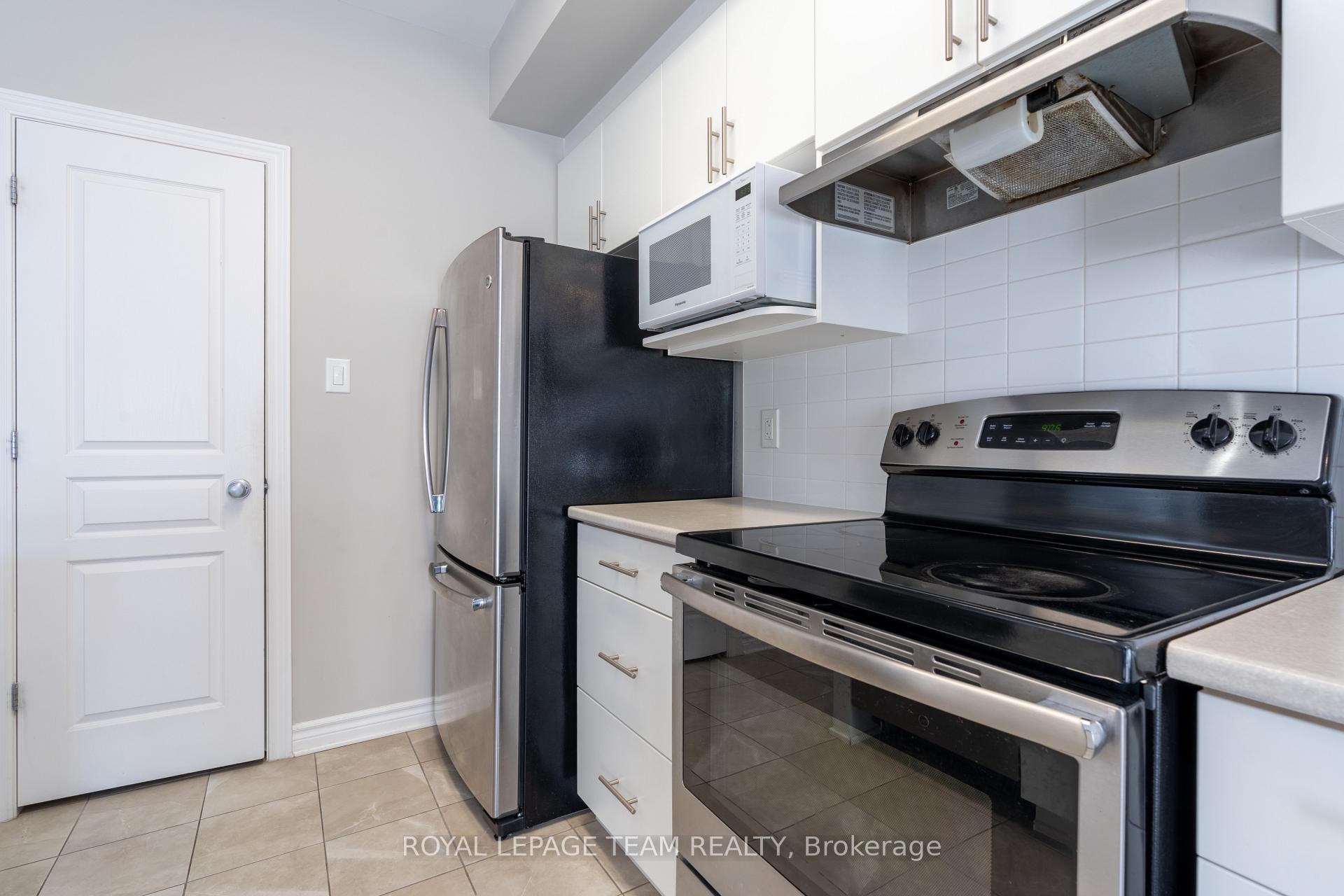 Photo 9 of Unit G, 1011 Beryl Private, Ottawa, Riverside South/Gloucester Glen — HOMEH