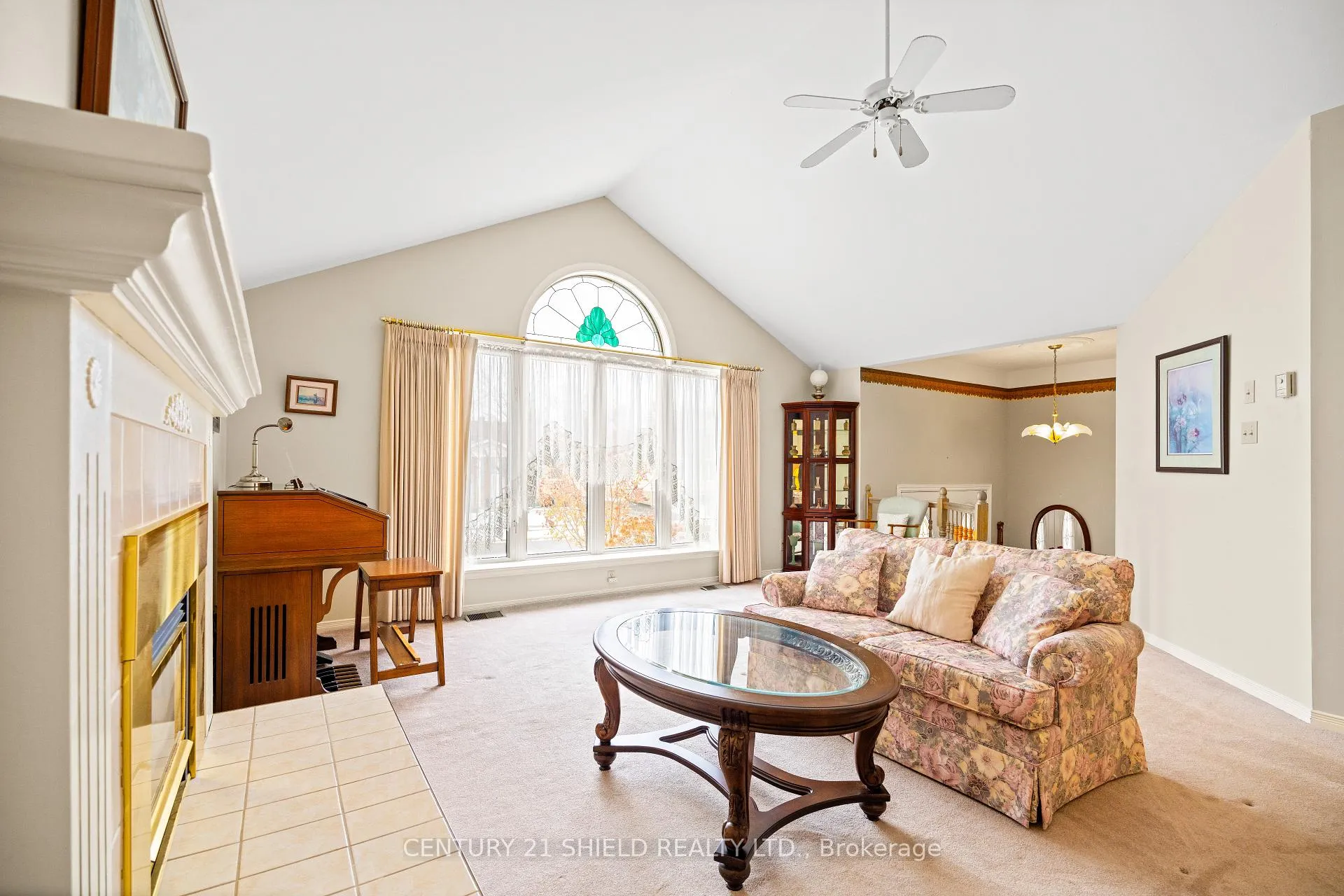 Photo 20 of 34 Wellington Street E, Cornwall — HOMEH