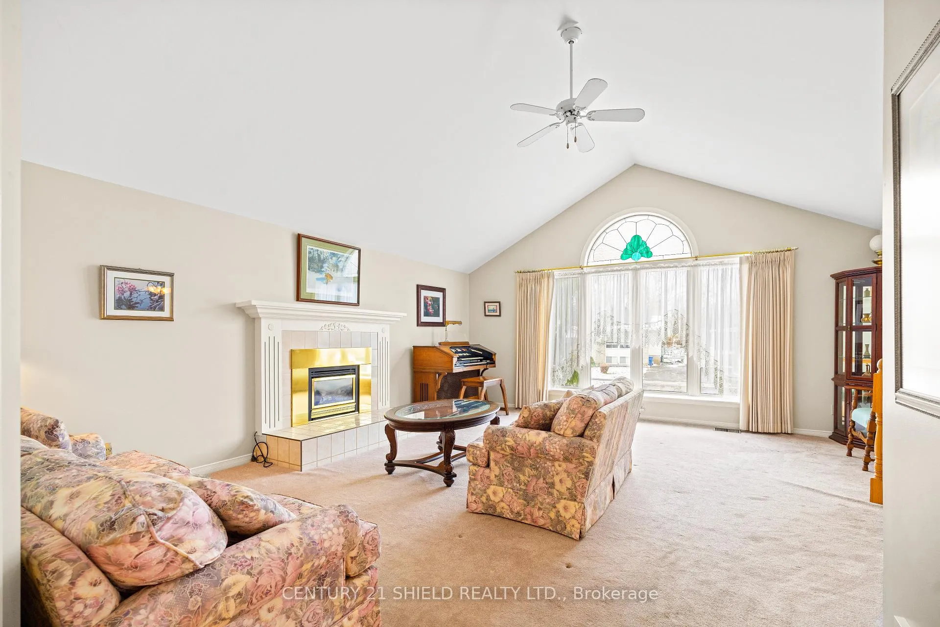 Photo 21 of 34 Wellington Street E, Cornwall — HOMEH