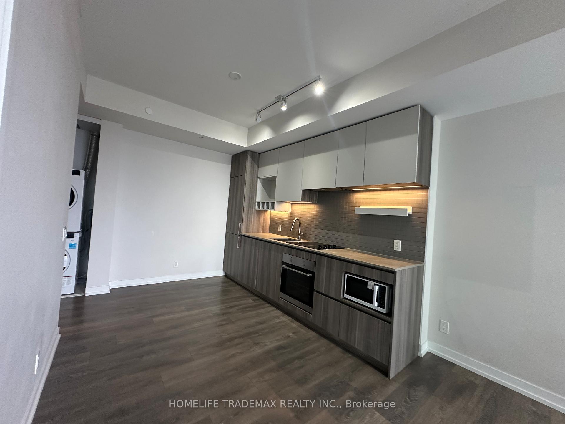 Photo 3 of Unit 4611, 5 Buttermill Avenue, Vaughan, Vaughan Corporate Centre — HOMEH
