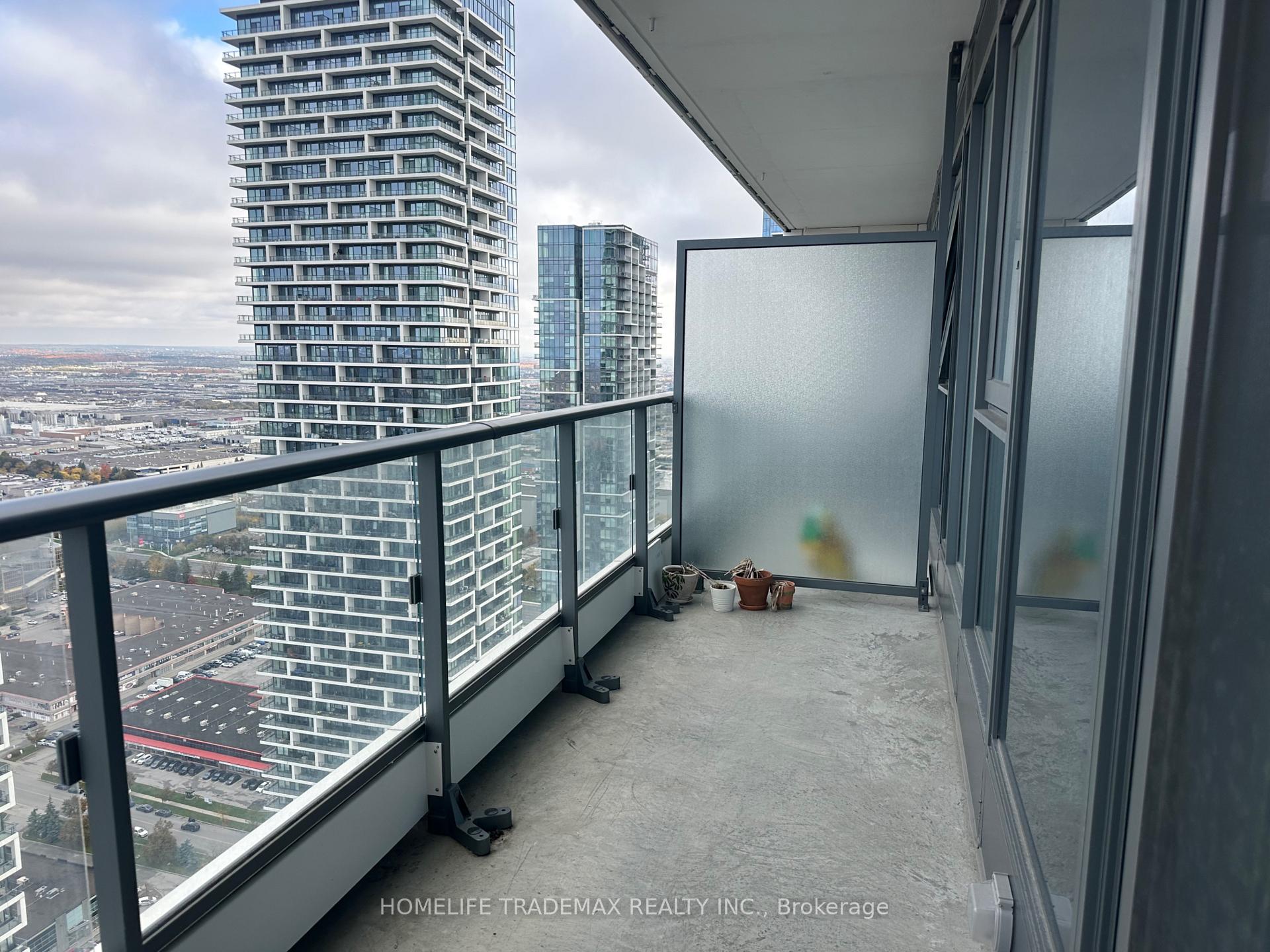 Photo 6 of Unit 4611, 5 Buttermill Avenue, Vaughan, Vaughan Corporate Centre — HOMEH