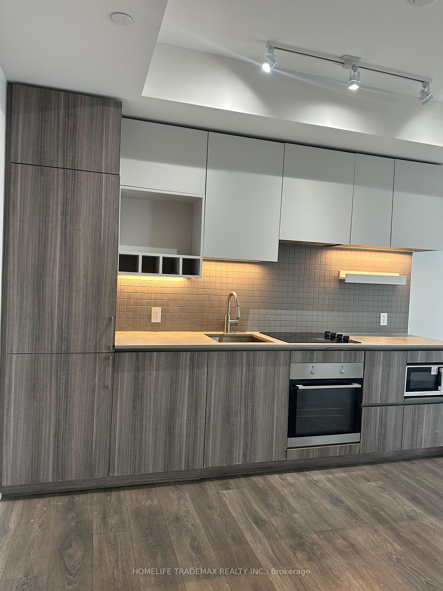 Photo 7 of Unit 4611, 5 Buttermill Avenue, Vaughan, Vaughan Corporate Centre — HOMEH