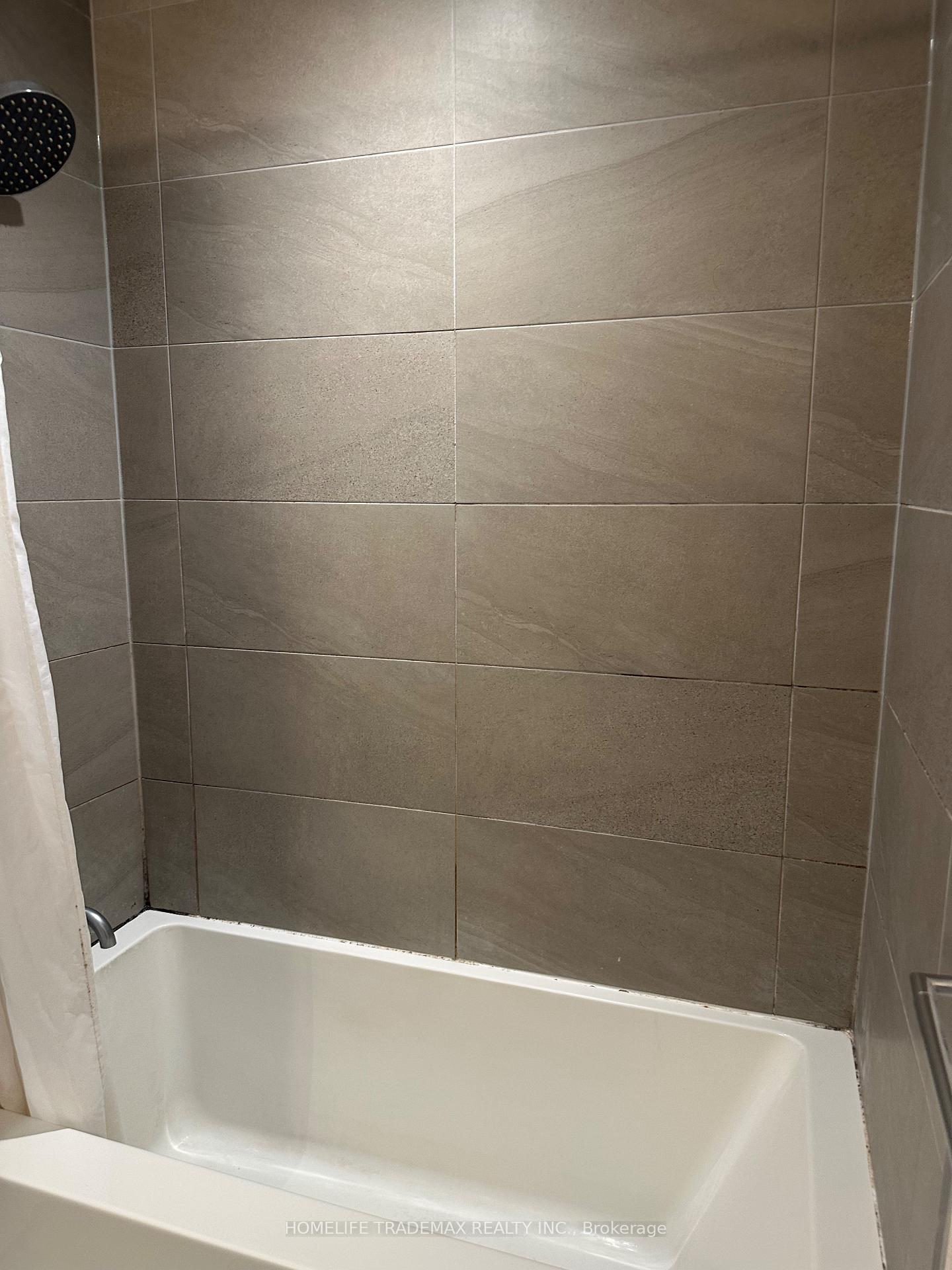 Photo 12 of Unit 4611, 5 Buttermill Avenue, Vaughan, Vaughan Corporate Centre — HOMEH