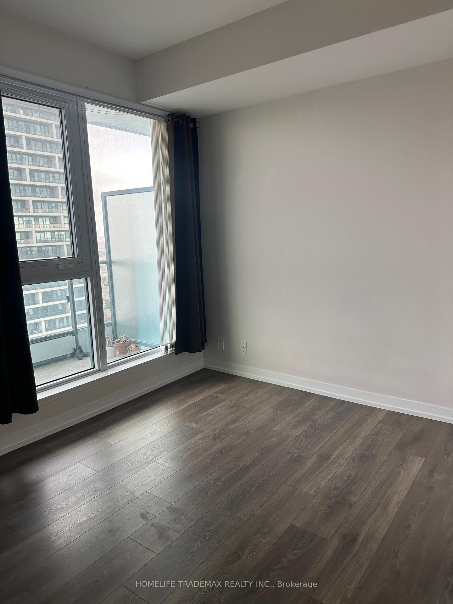Photo 14 of Unit 4611, 5 Buttermill Avenue, Vaughan, Vaughan Corporate Centre — HOMEH