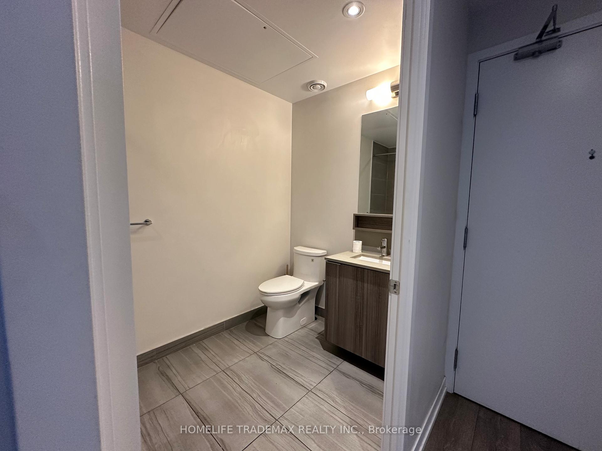 Photo 15 of Unit 4611, 5 Buttermill Avenue, Vaughan, Vaughan Corporate Centre — HOMEH