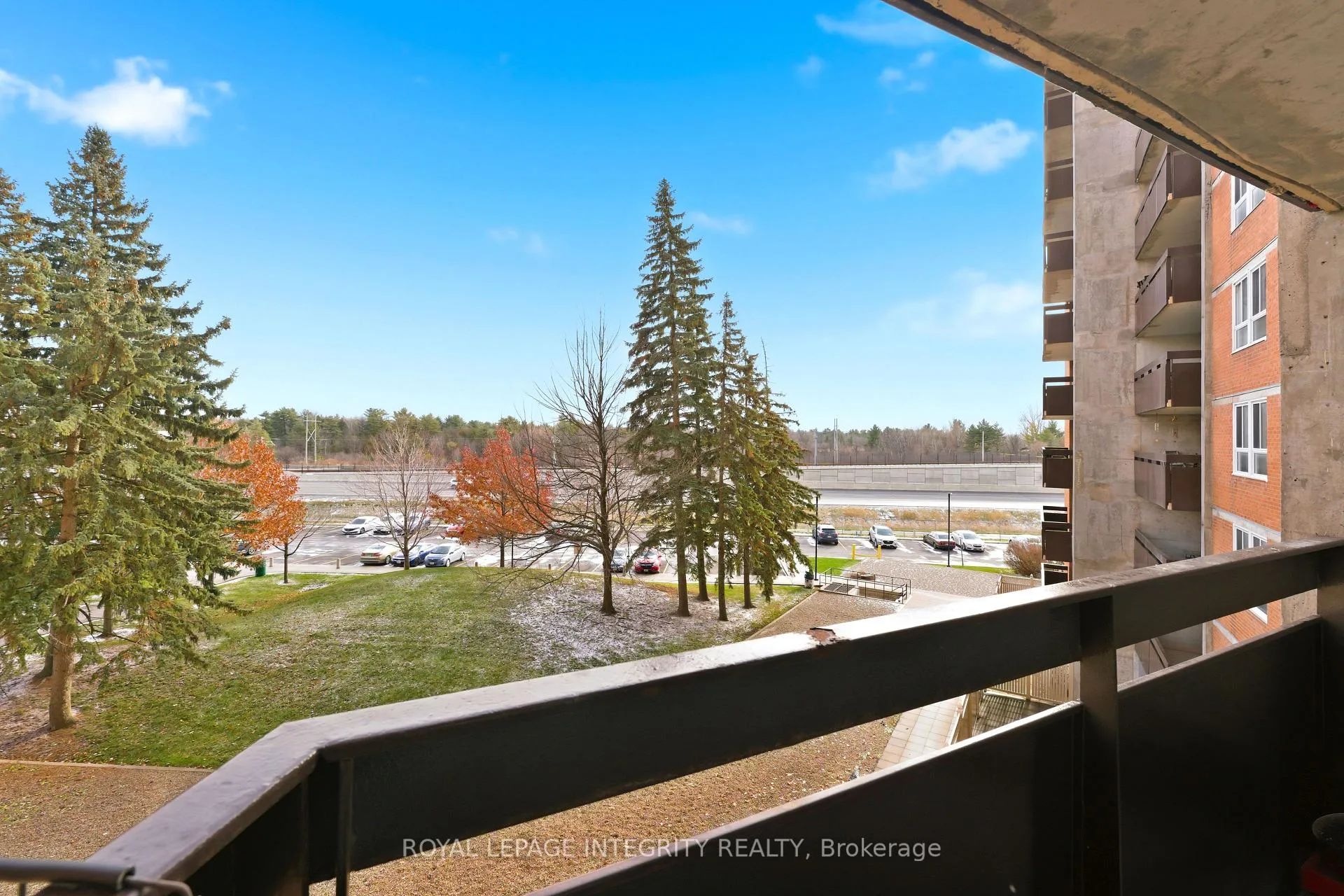 Photo 21 of Unit 401, 2000 Jasmine Crescent, Ottawa, Beacon Hill South — HOMEH