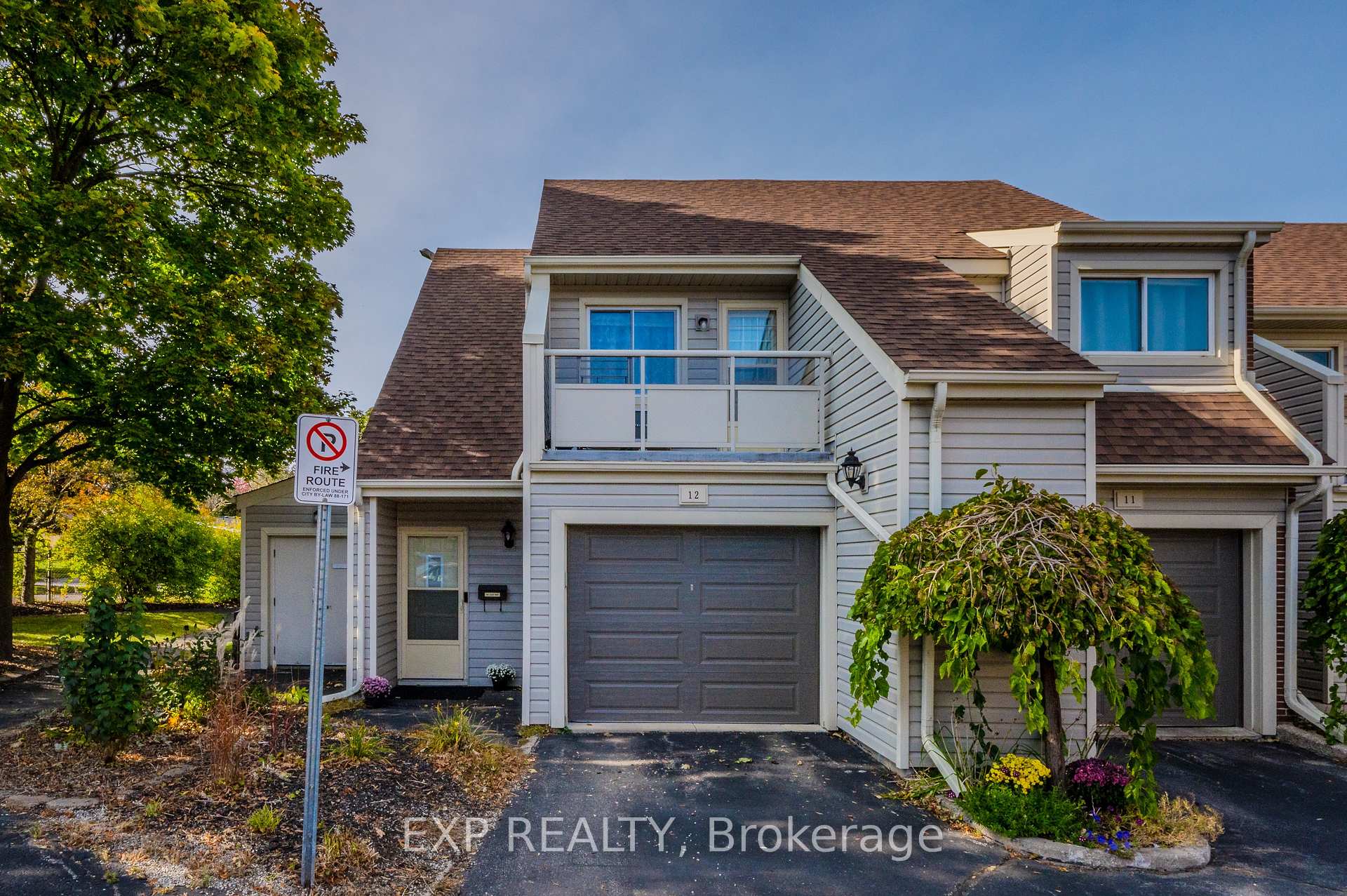 Front of Unit 12, 337 Kingswood Drive