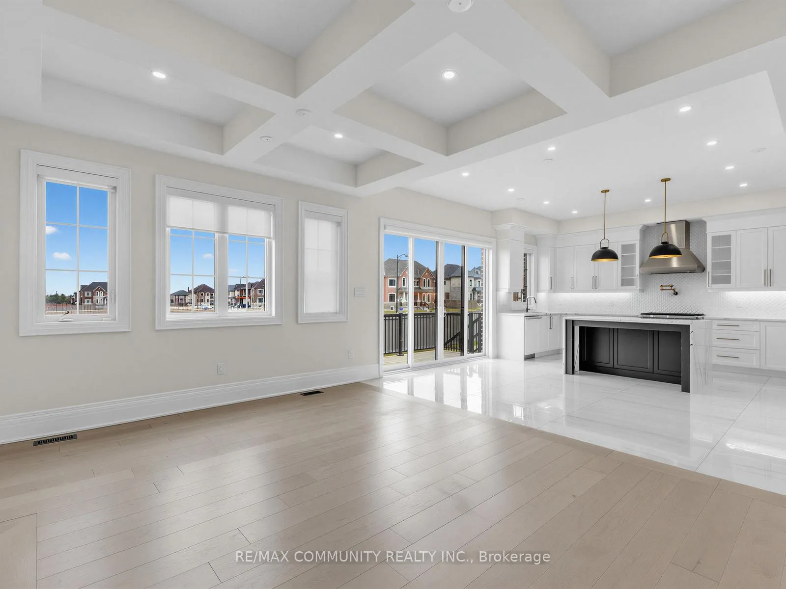 Photo 9 of 104 Greville Street E, Vaughan, Vellore Village — HOMEH