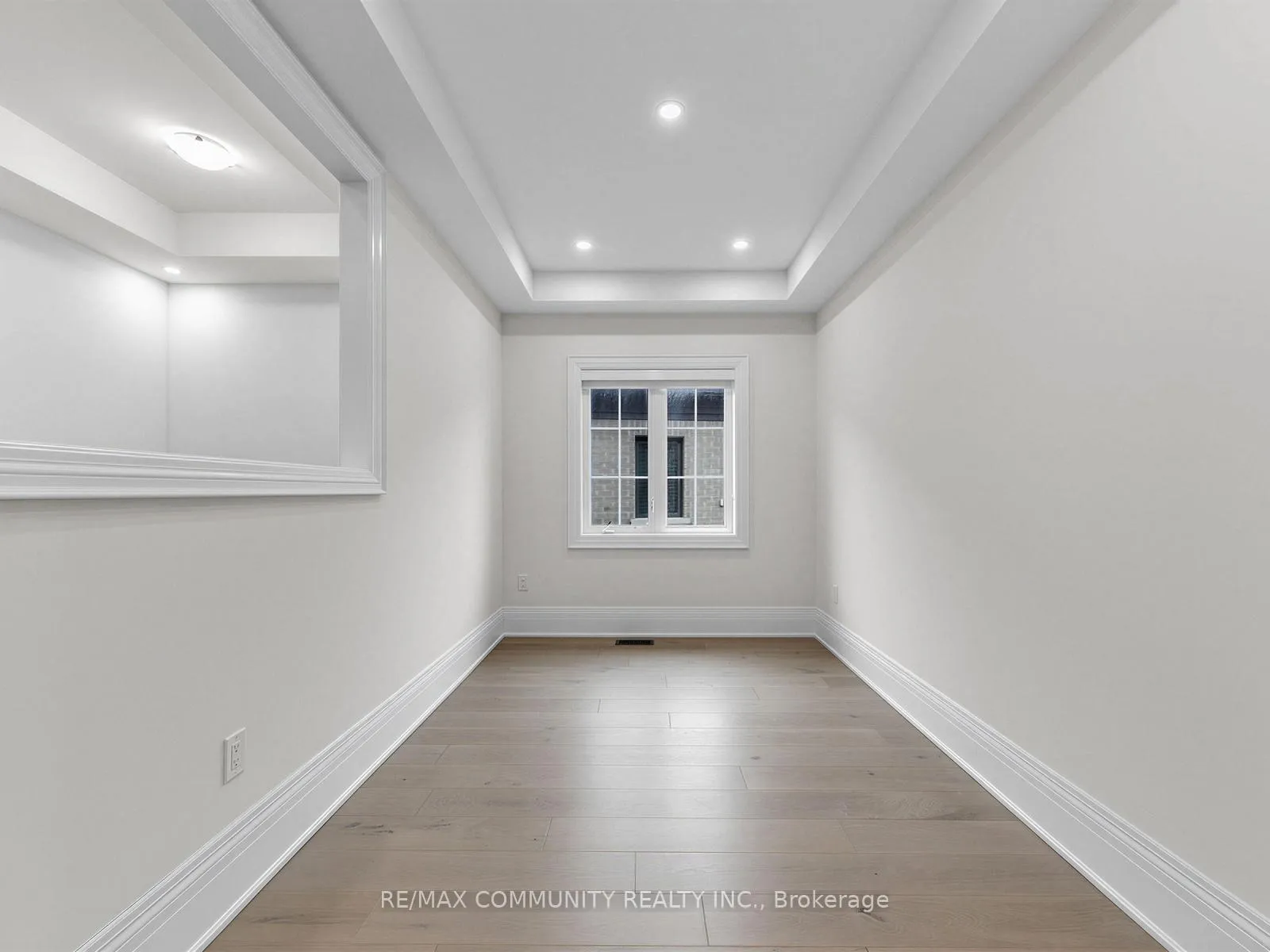 Photo 14 of 104 Greville Street E, Vaughan, Vellore Village — HOMEH