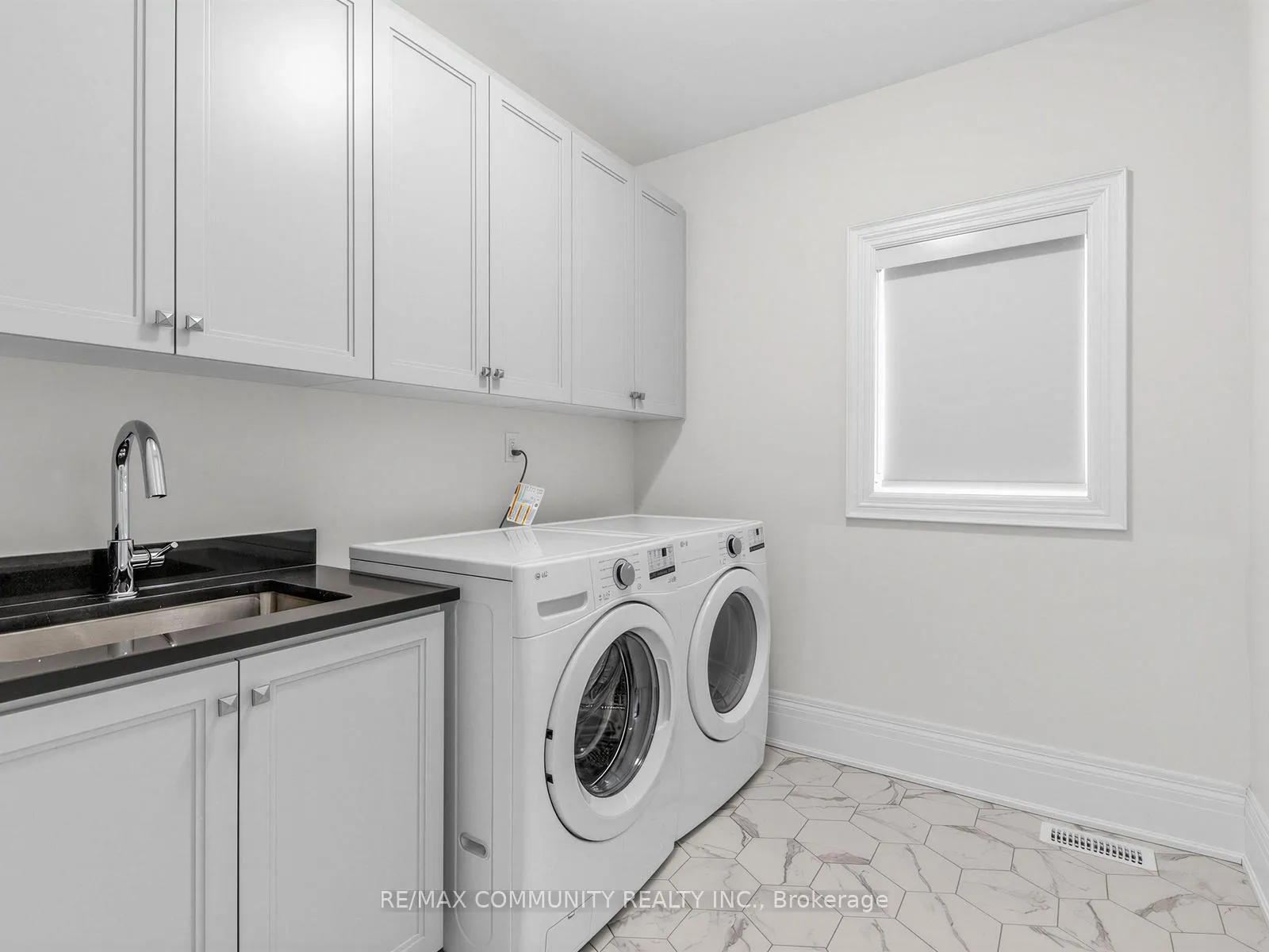 Photo 26 of 104 Greville Street E, Vaughan, Vellore Village — HOMEH