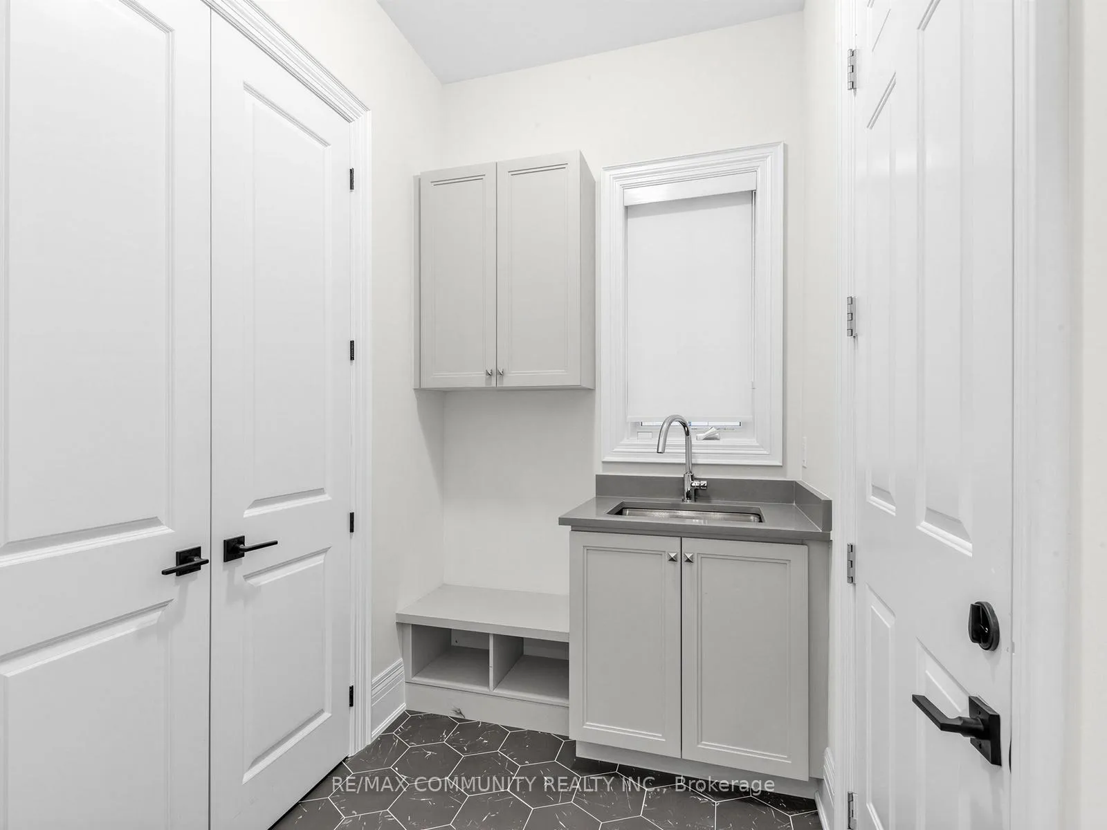 Photo 31 of 104 Greville Street E, Vaughan, Vellore Village — HOMEH