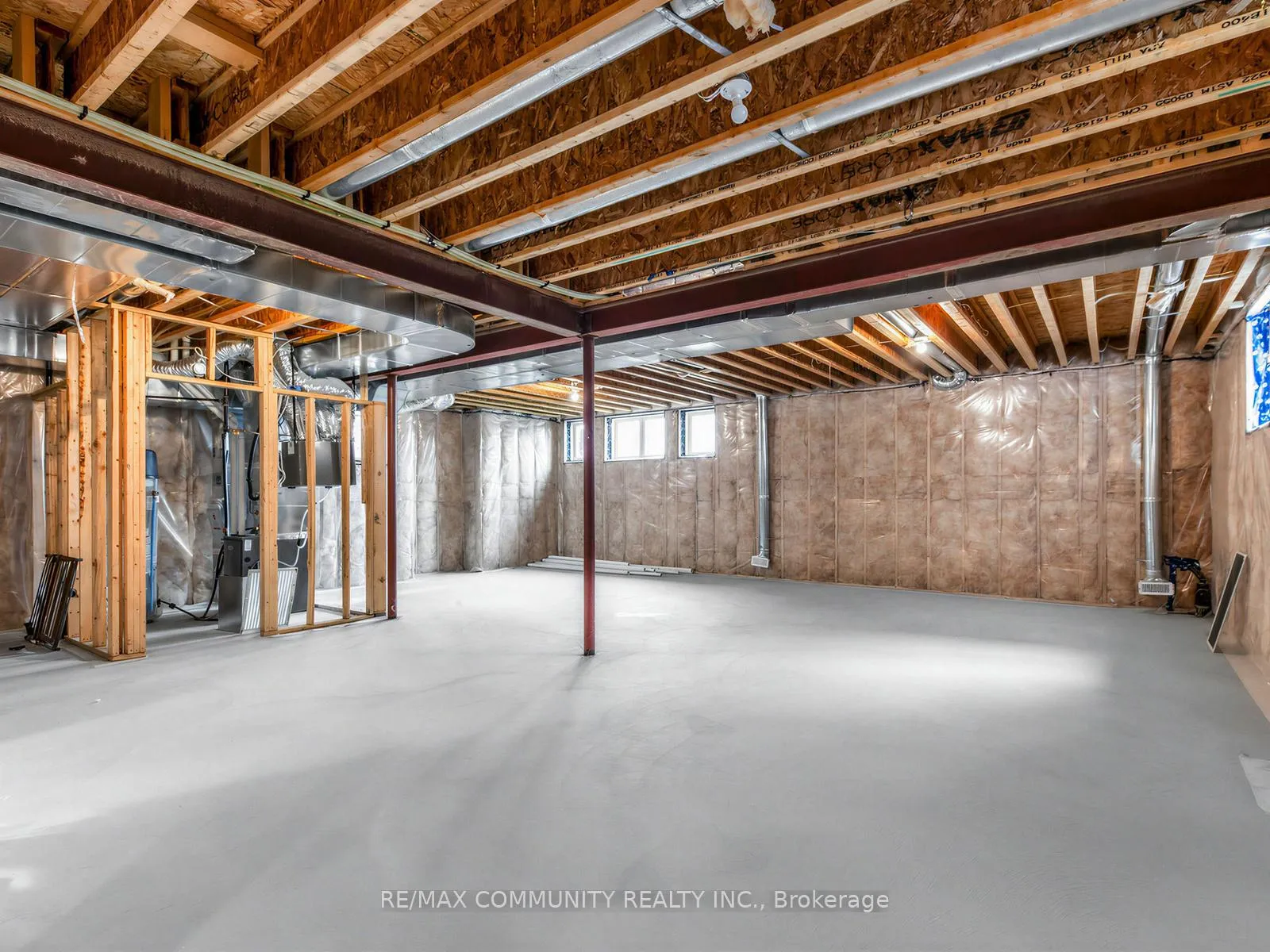 Photo 37 of 104 Greville Street E, Vaughan, Vellore Village — HOMEH
