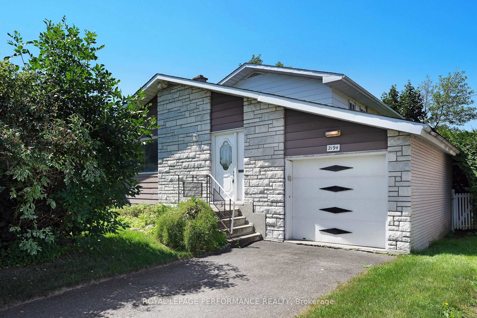Front of 2194 Haig Drive