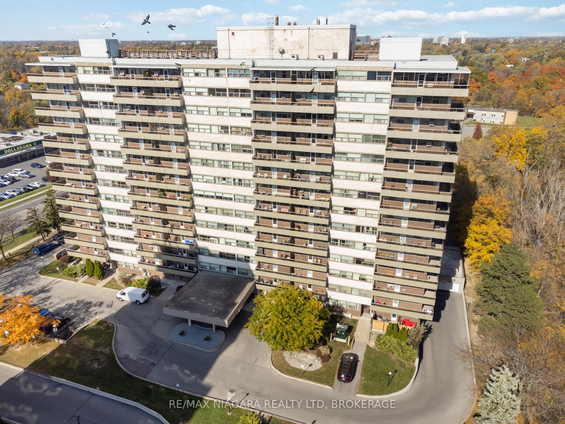 Front of Unit 409, 215 Glenridge Avenue