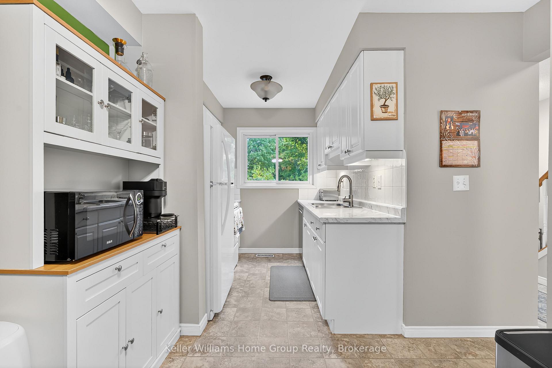 Photo 7 of Unit 25, 206 Green Valley Drive, Kitchener — HOMEH