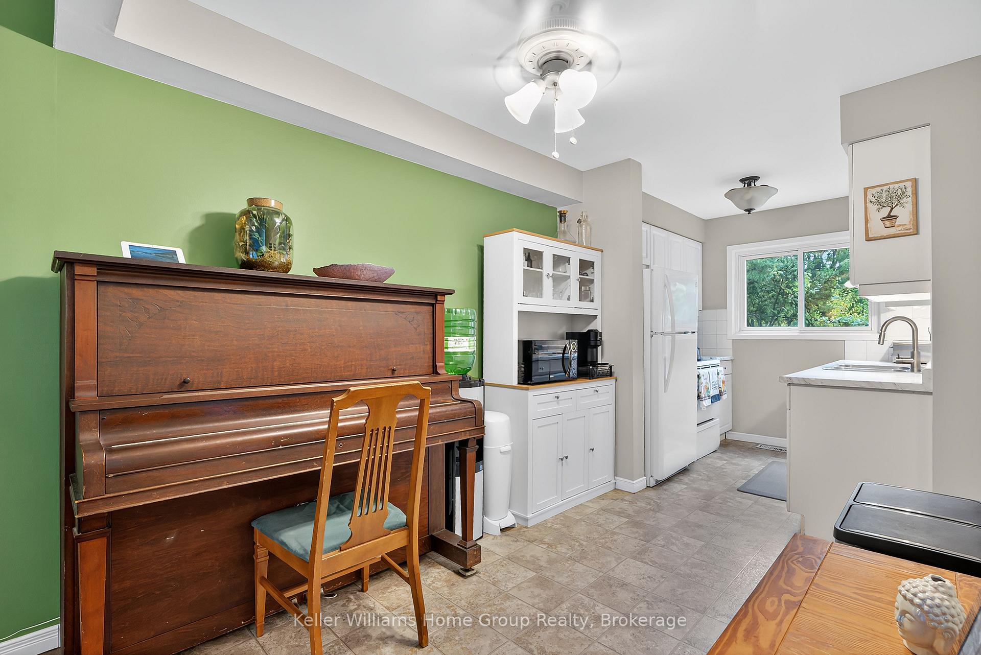 Photo 11 of Unit 25, 206 Green Valley Drive, Kitchener — HOMEH