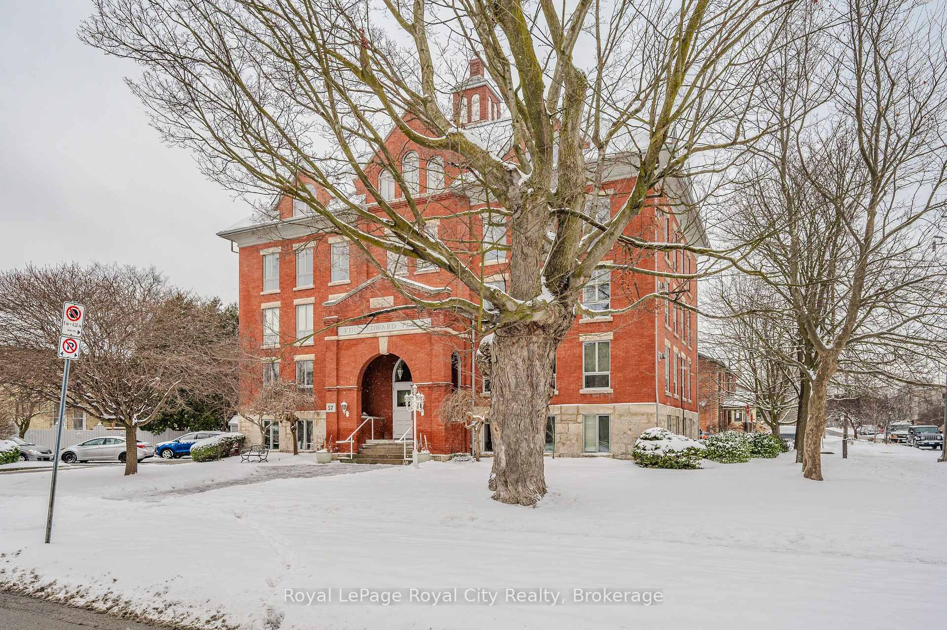 Photo 4 of Unit 102, 57 Suffolk Street W, Guelph, Downtown — HOMEH