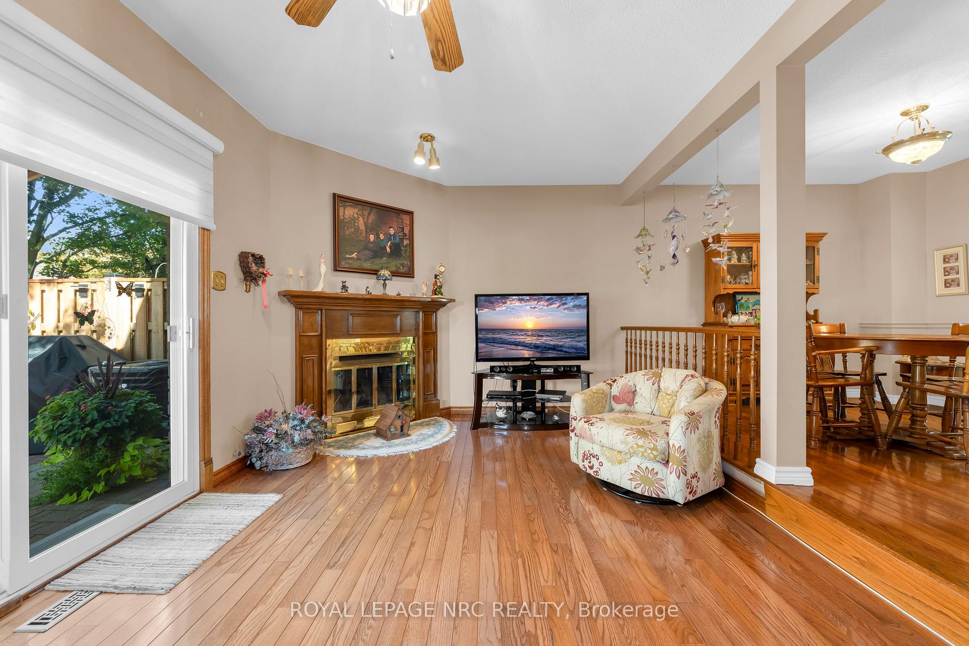 Photo 15 of Unit 3, 15 Ellington Avenue, Hamilton, Stoney Creek — HOMEH