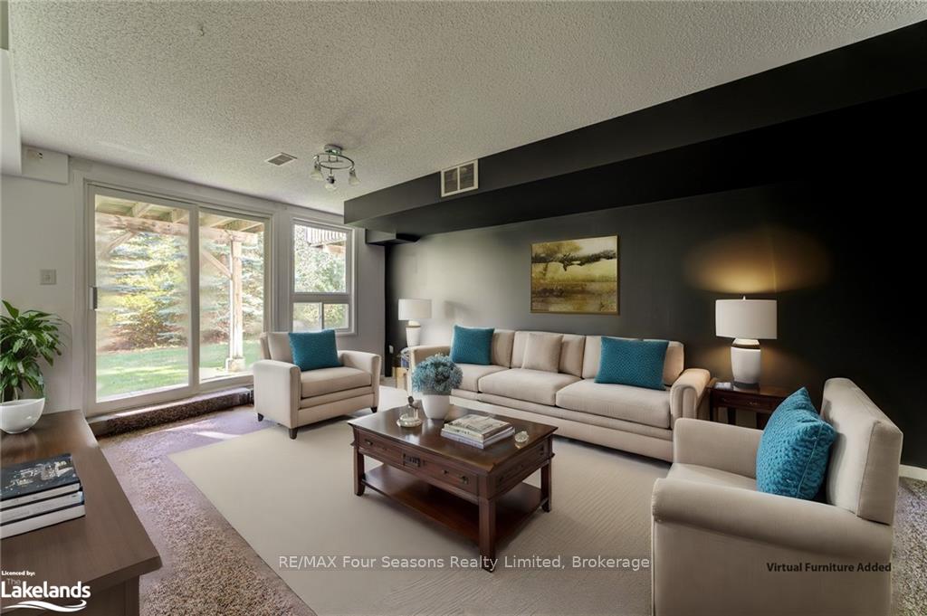Photo 10 of 4 Royalton Lane, Collingwood — HOMEH