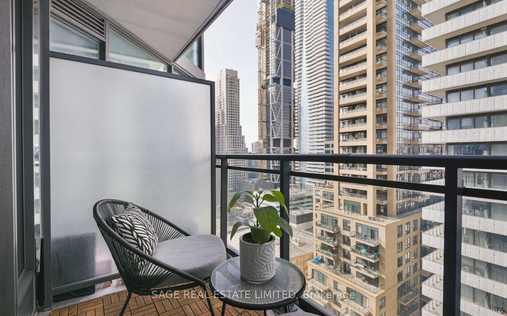 Photo 17 of Unit 2508, 45 Charles Street E, Toronto, Church-Yonge Corridor — HOMEH