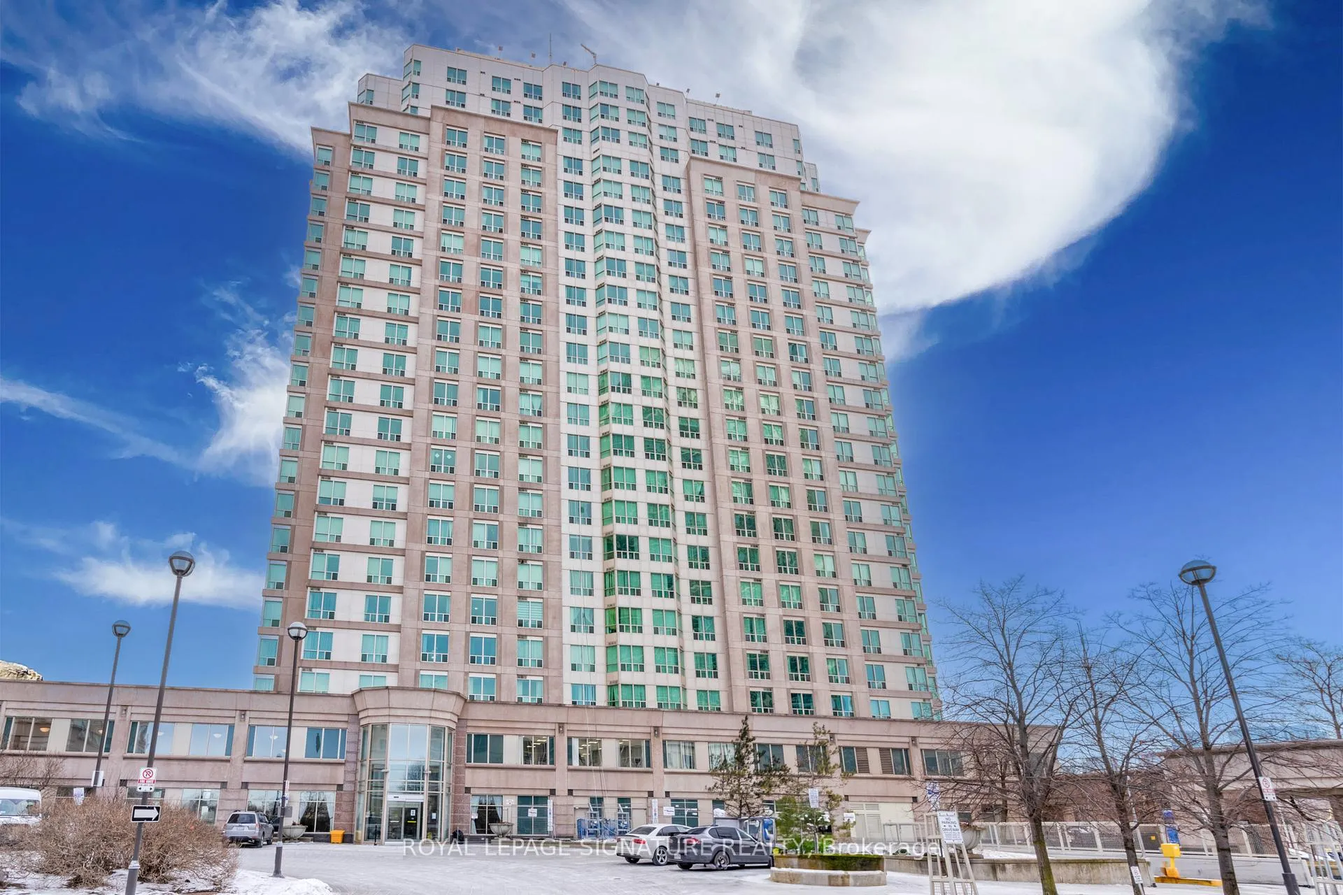 Photo 1 of Unit 1203, 1 Lee Centre Drive, Scarborough, Woburn — HOMEH