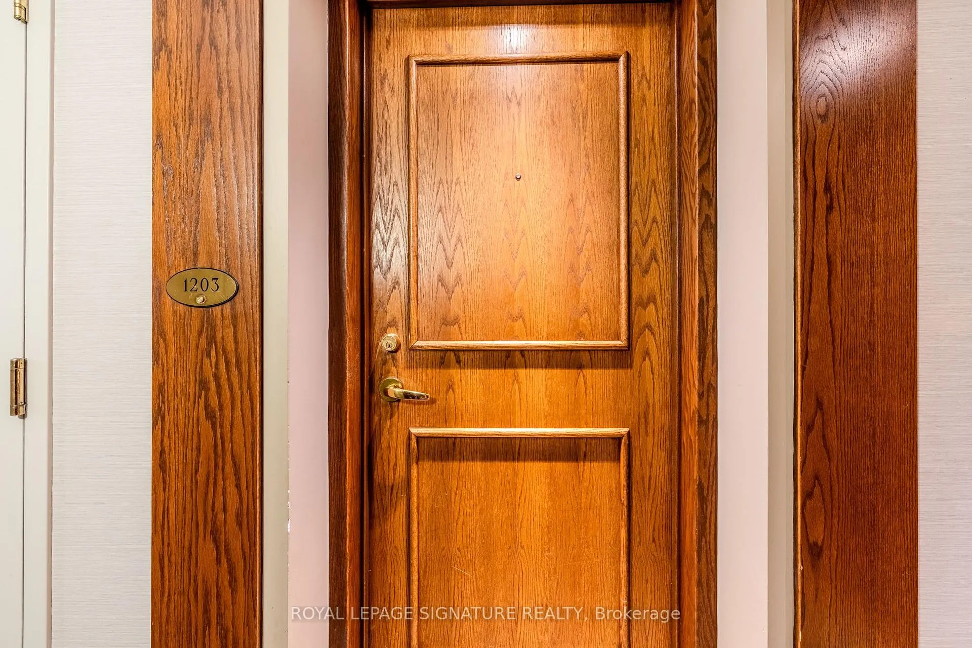 Photo 2 of Unit 1203, 1 Lee Centre Drive, Scarborough, Woburn — HOMEH