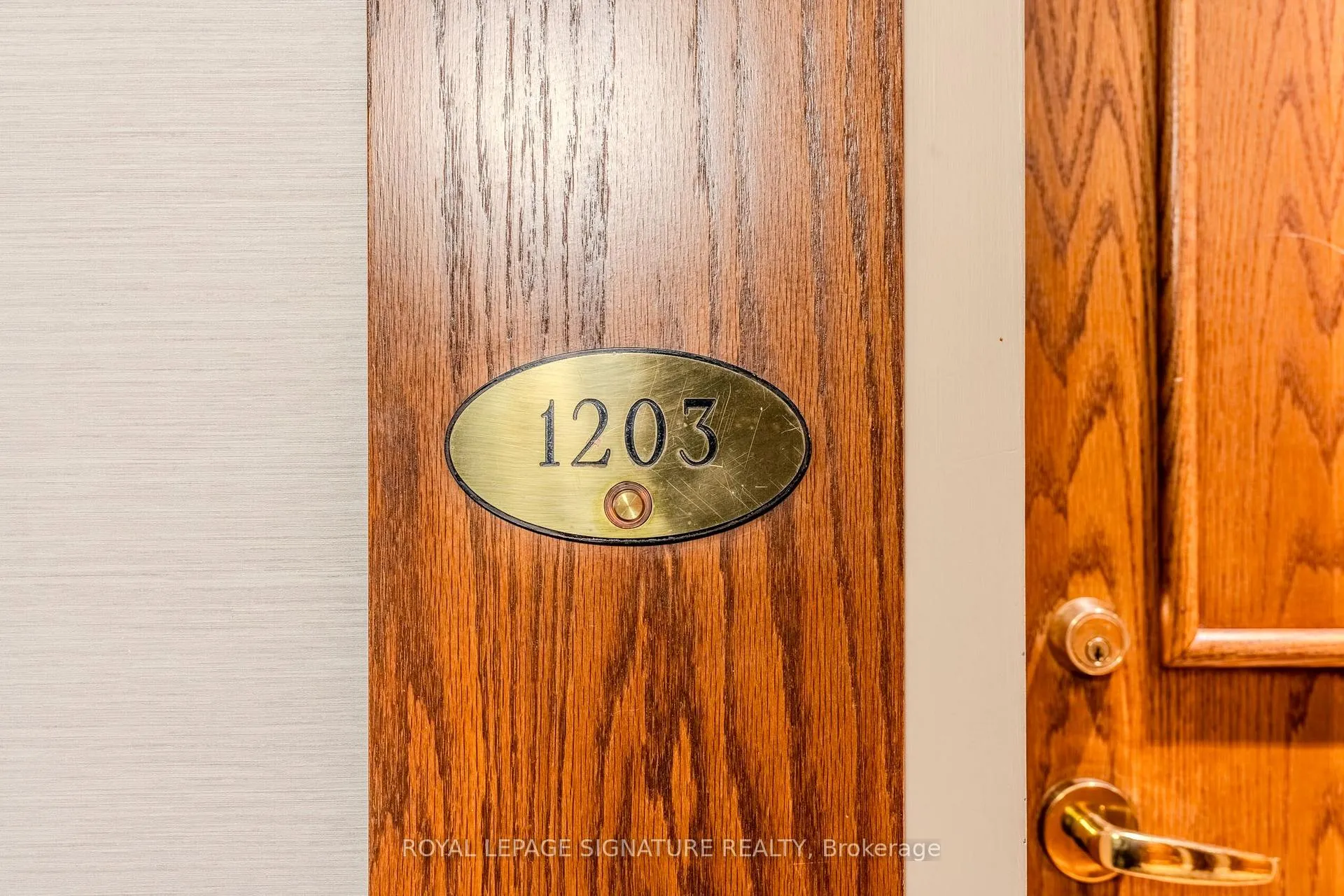 Photo 3 of Unit 1203, 1 Lee Centre Drive, Scarborough, Woburn — HOMEH