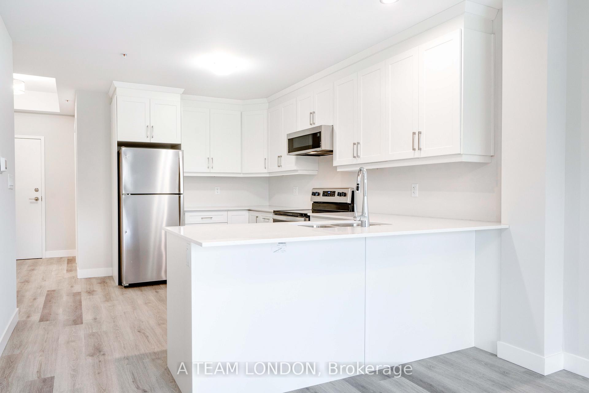 Photo 5 of Unit 115, 100 The Promenade, Central Elgin, Rural Central Elgin — HOMEH